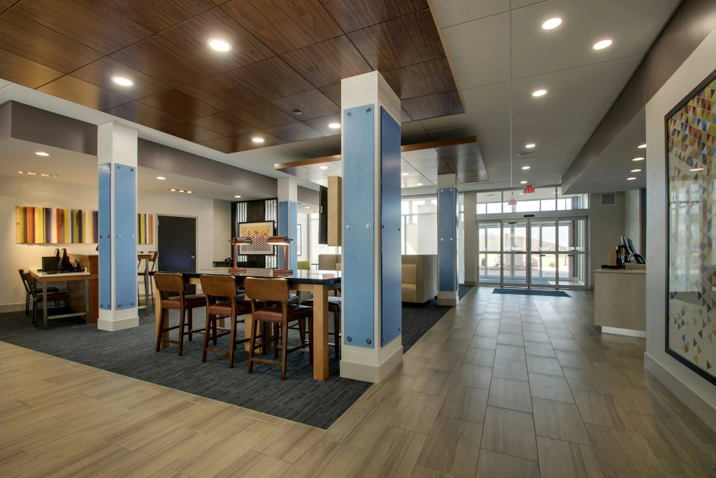 Holiday Inn Express & Suites - Mount Vernon by IHG