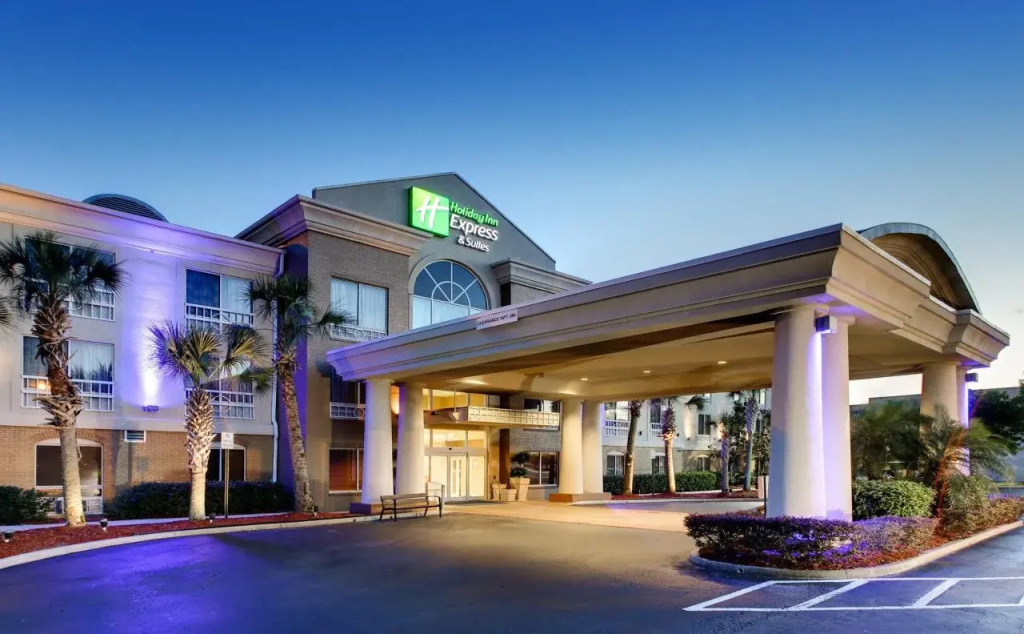 Holiday Inn Express & Suites Jacksonville South - I-295 by IHG