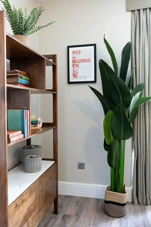 YourApartment - Wellington Place