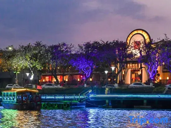 Star & Lake Hotel
