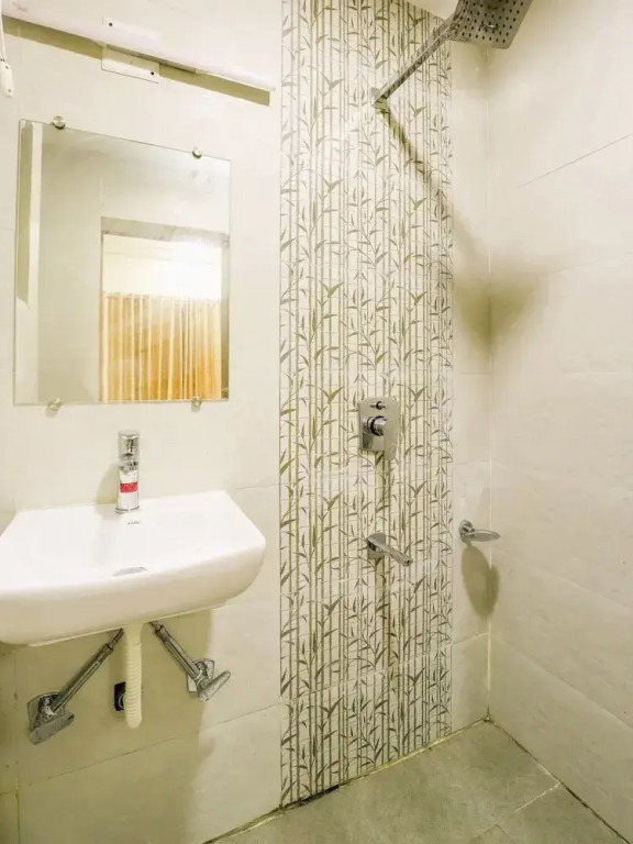 StayGuru Hotel Atithi