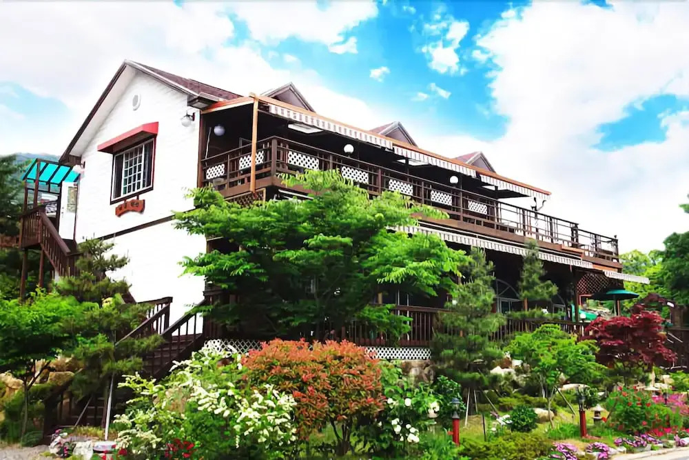 Baenae-gol Mi-ru Pension