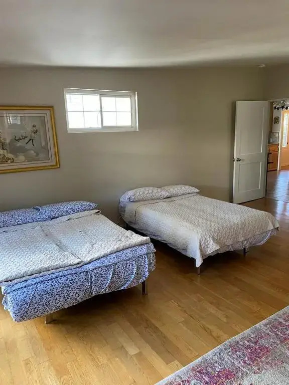 House, walking distance from Universal Studios