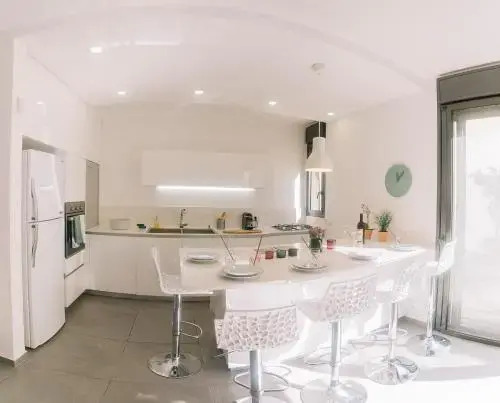 Luxury Neve Tsedek 3 Bdr Apartment