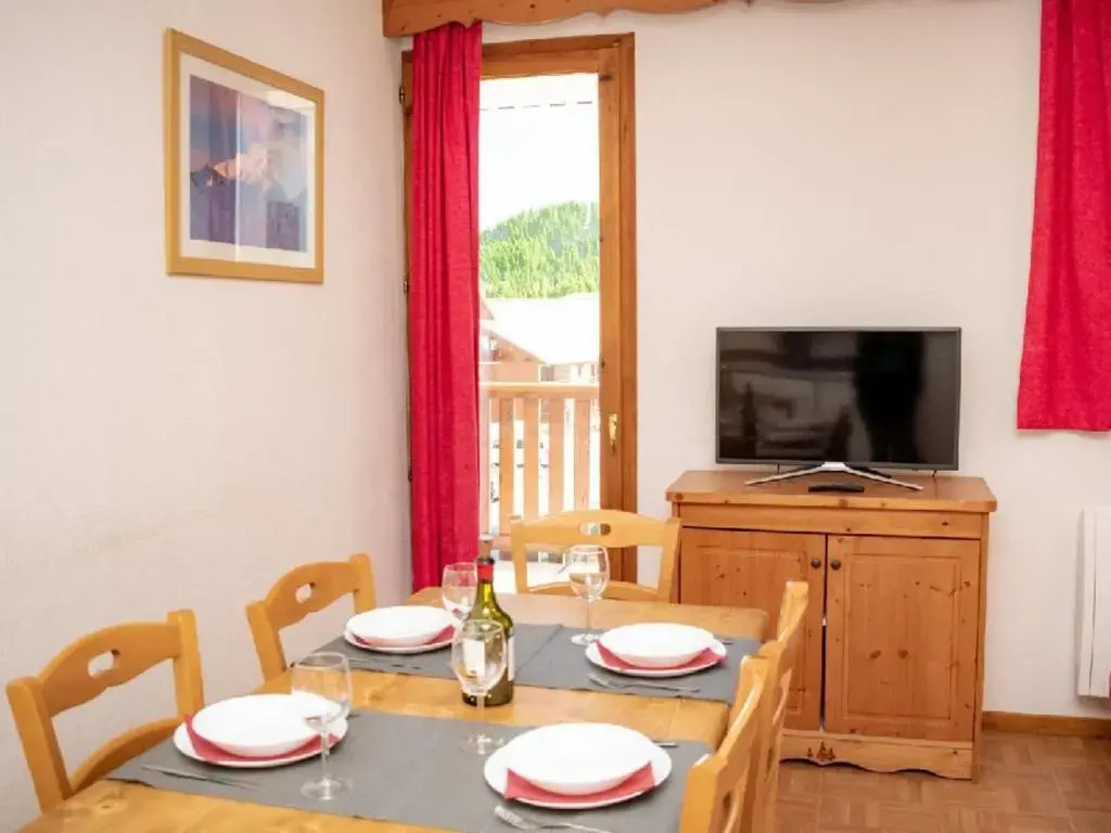 Appartement Puy-Saint-Vincent, 3 pièces, 6 personnes - FR-1-504-599