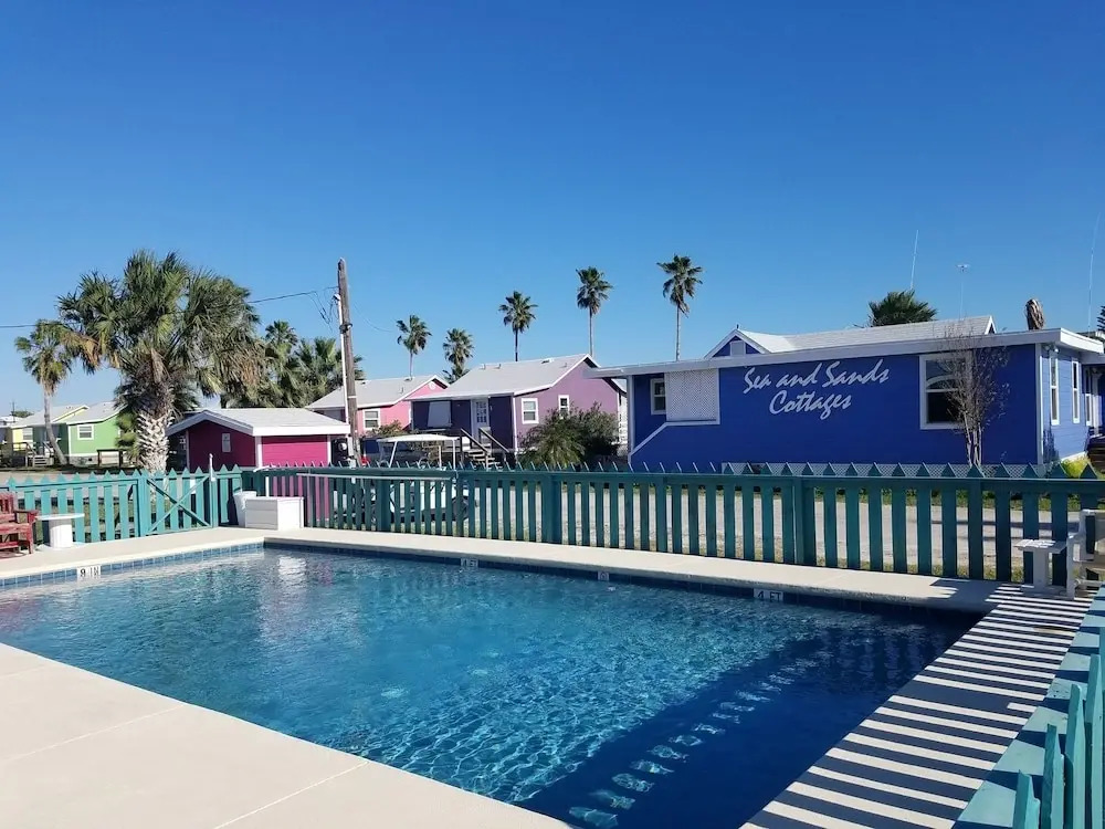 Sea and Sands Cottages
