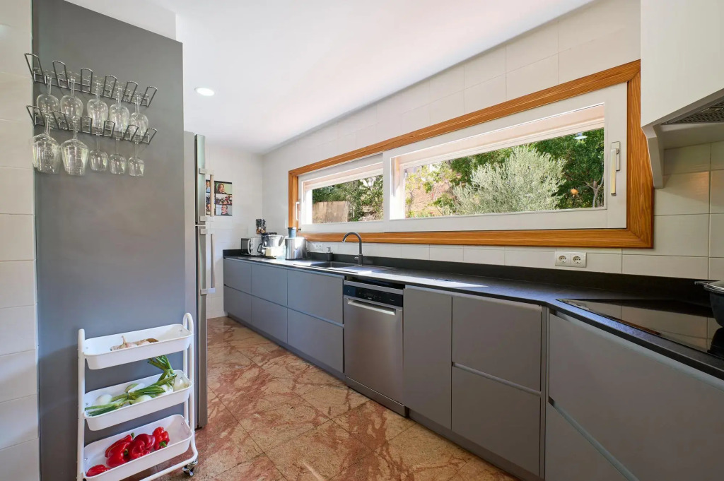 Ronda in Llafranc with 4 bedrooms and 2 bathrooms