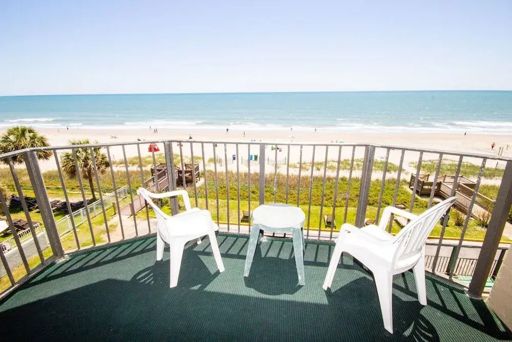 Court Capri Condos by Hosteeva