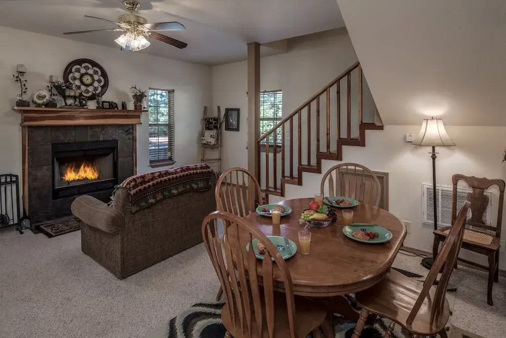 Aviator - Three Bedroom Cabin