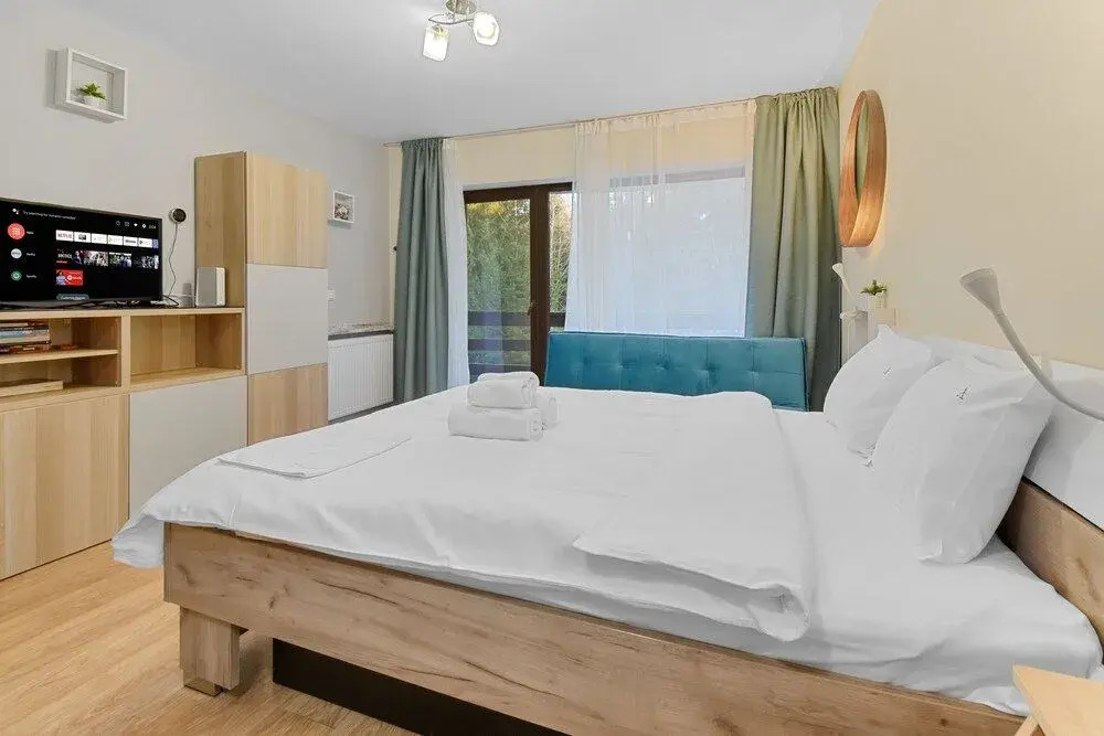 Cozy Studio With Panoramic Mountain View
