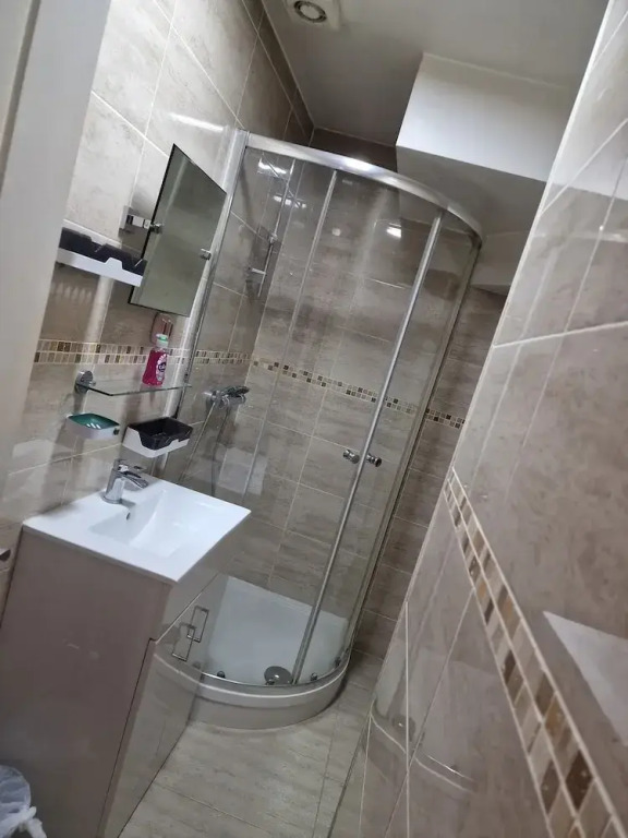 Beautiful 1 Room House in London