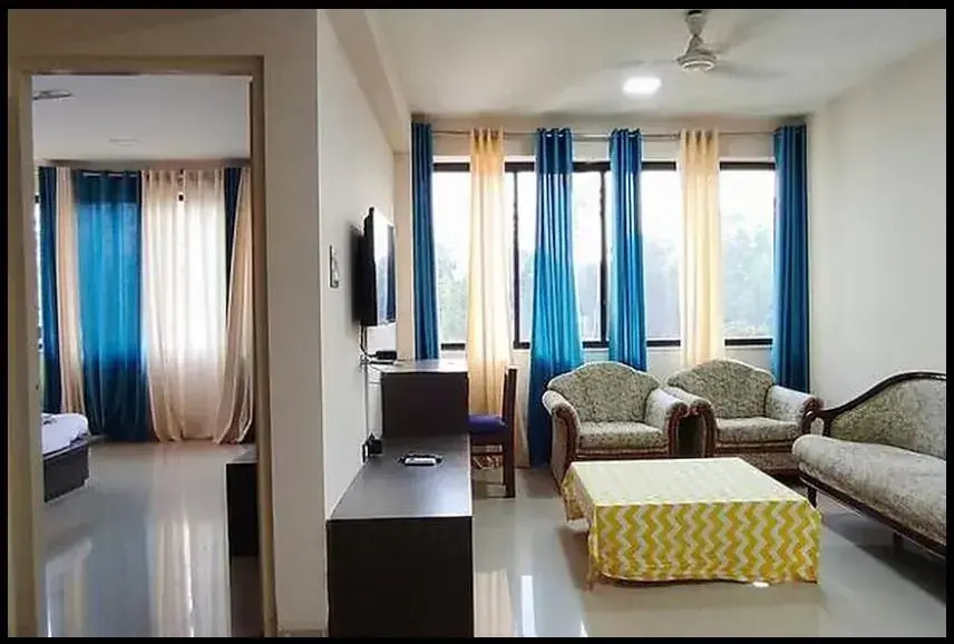 Arohas Apartment Hotel