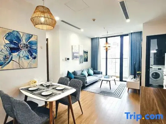 Luxury 2Br Vinhomes Skylake - City view/Landmark 72