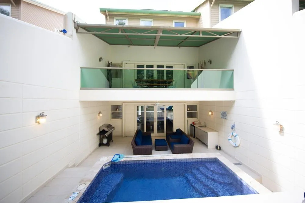 Barefoot Luxury - Pool & Walk To Holetown Beach