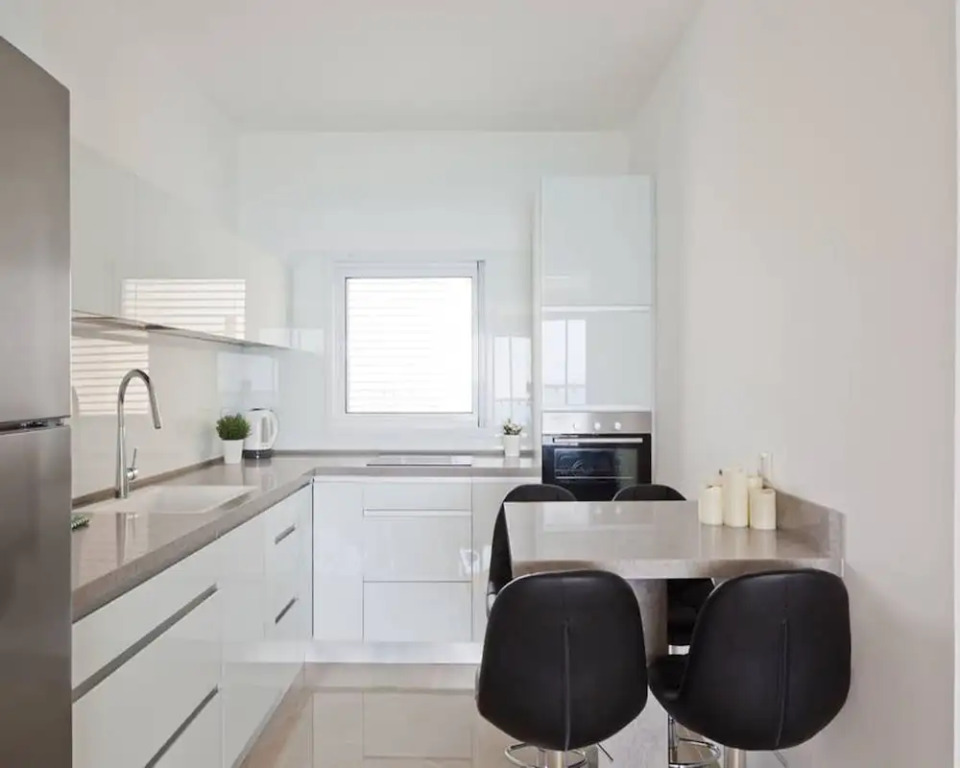3BR Apt Beach View Best Loc Bat-Yam