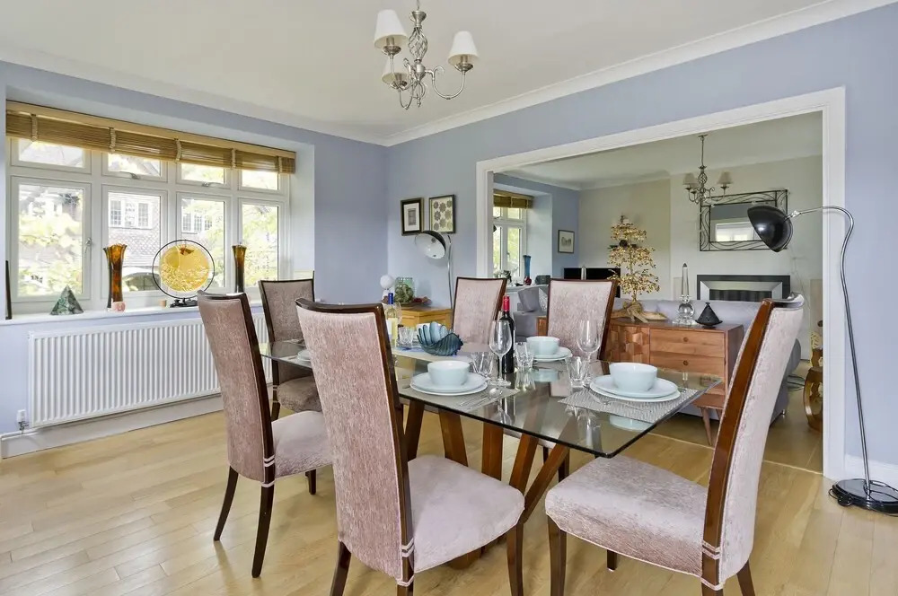 Delightful Apartment in Prime Location Near Hampstead Heath by Underthedoormat