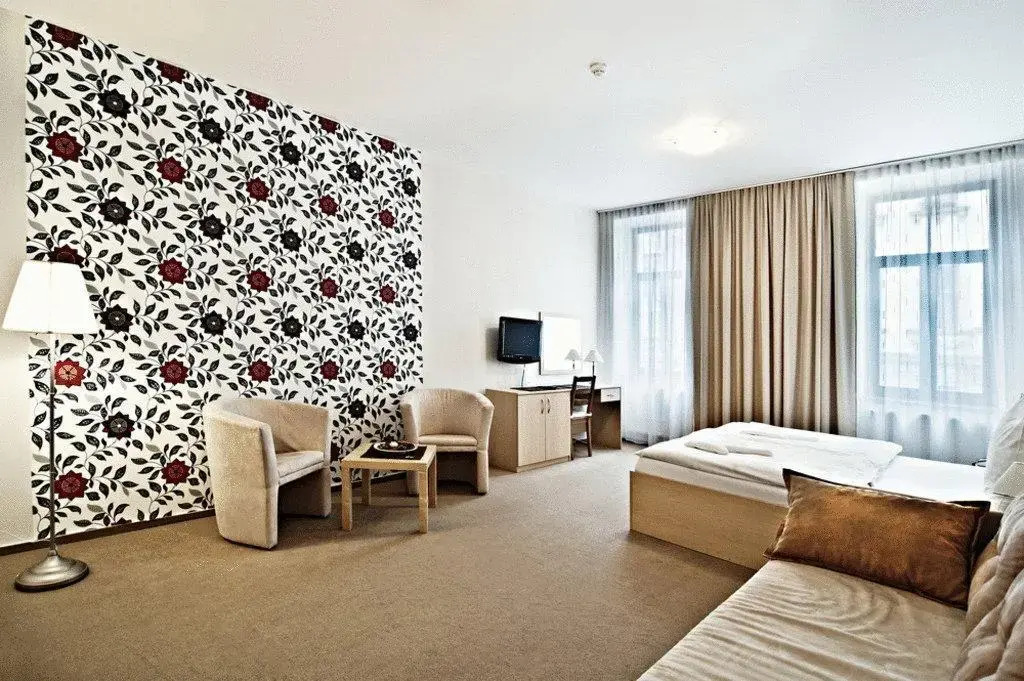 Hotel Cyro