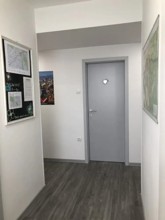Isabella Rooms