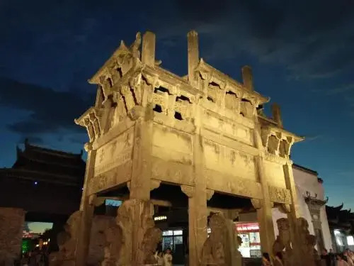 September Huizhou Inn