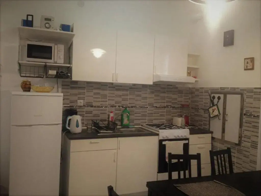 Studio Apartment Diana