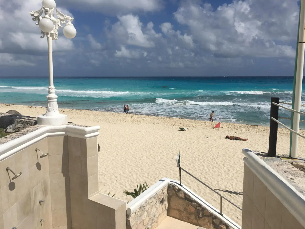 Sea View - Ocean Front Only
