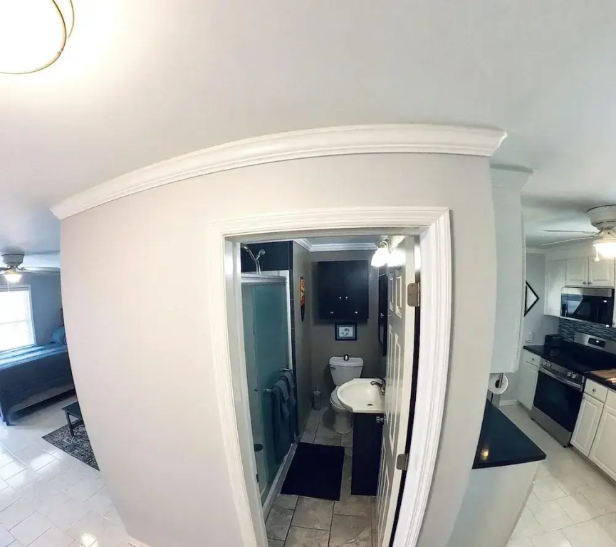 10 Cherry Bay - Robert Zuehl
