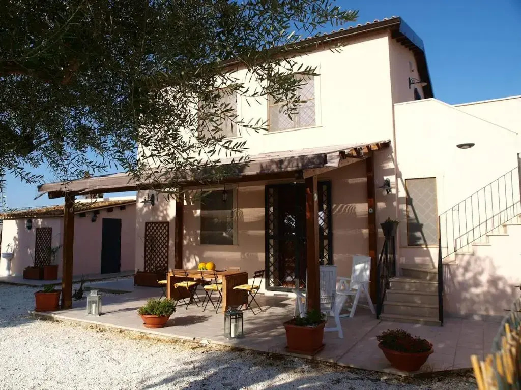 Country House il Gelso e l'Ulivo appartamento in villa l'Ulivo