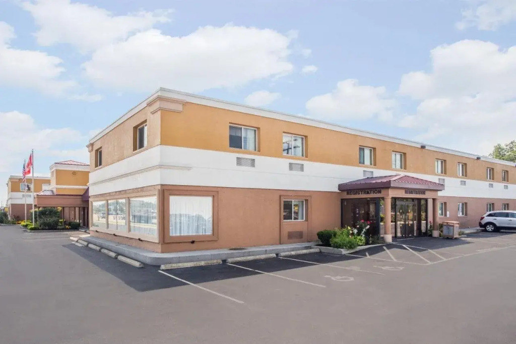 FairBridge Inn Express Buffalo Airport Williamsville