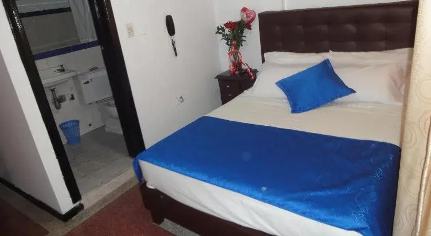 CASA HOTEL VICTORIA Av 30