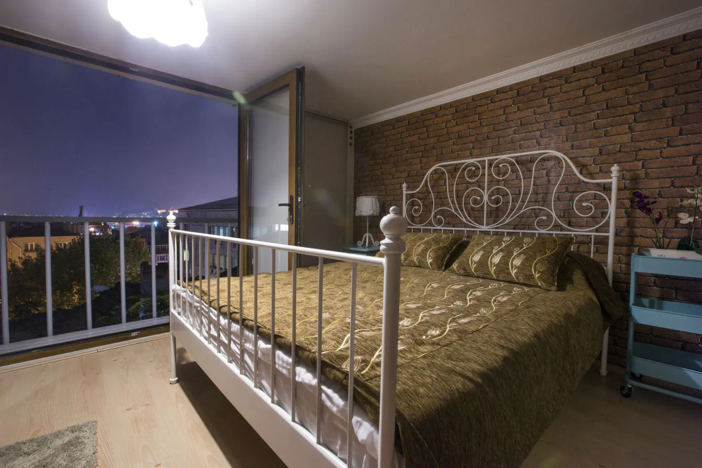 Galata World Hotel