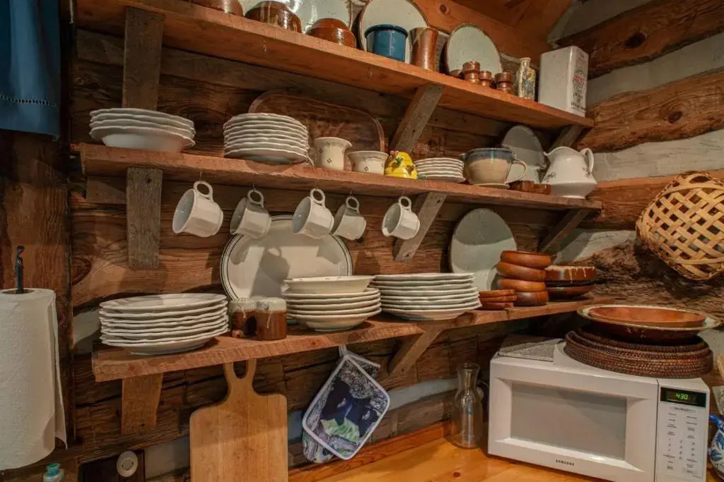 Aunt Babbies Cabin · Aunt Babbies Cabin