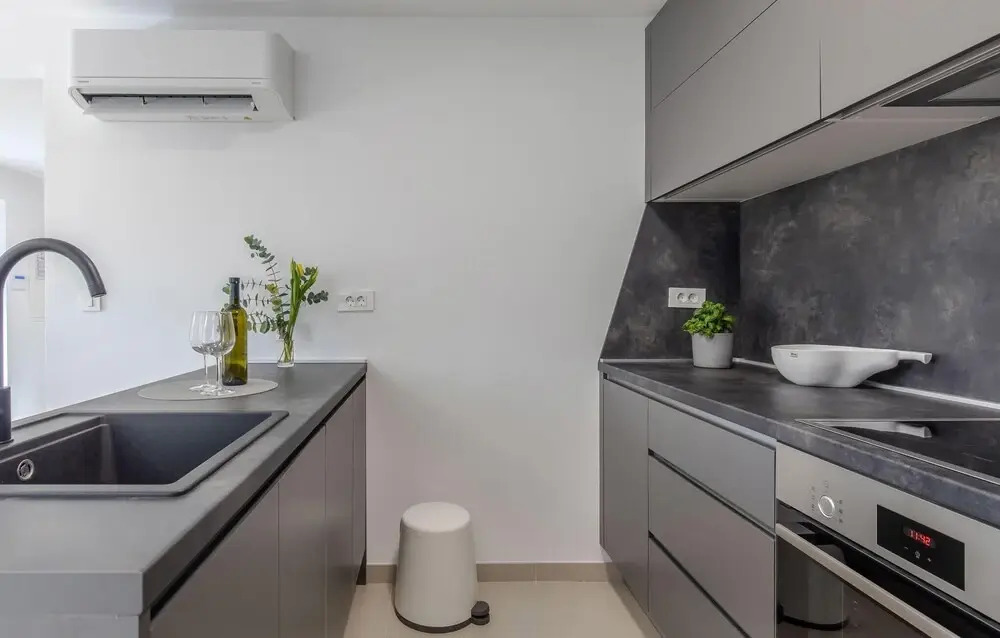Gorgeous Home In Glavani