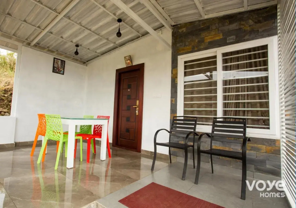 VOYE HOMES Tiyans Castle Vagamon