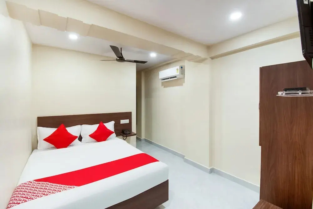 Suryas Grand by OYO Rooms