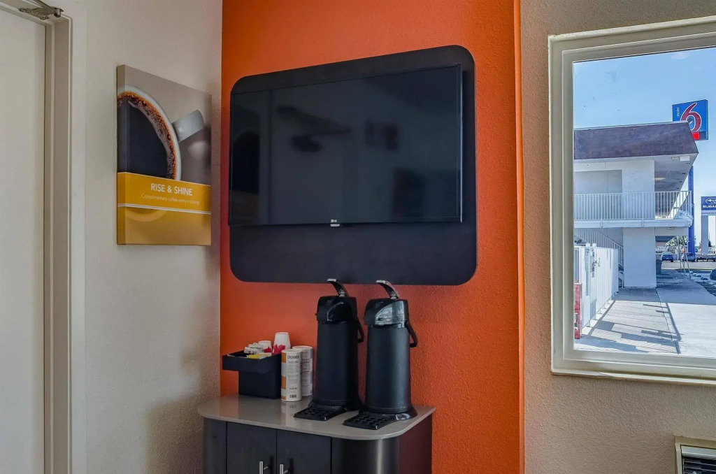 Motel 6 Cheyenne, WY