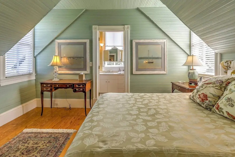 Historic Manteo House on Roanoke Sound w/ Dock!