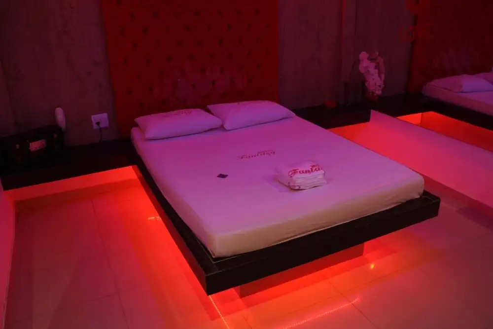 Motel Fantasy - Adults Only