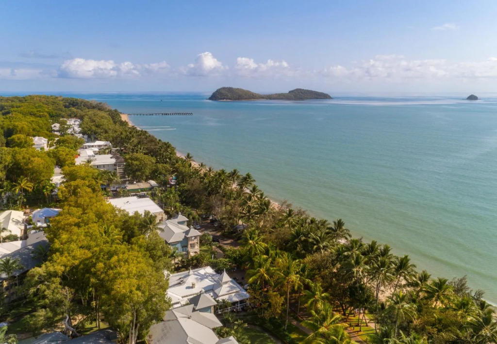 Drift Palm Cove