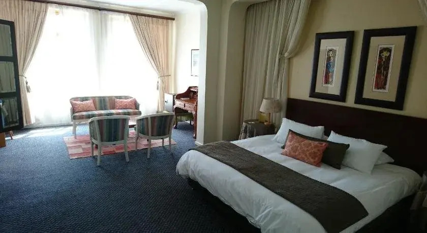 Lamberts Bay Hotel