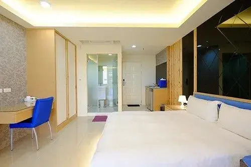 Nora Hostel