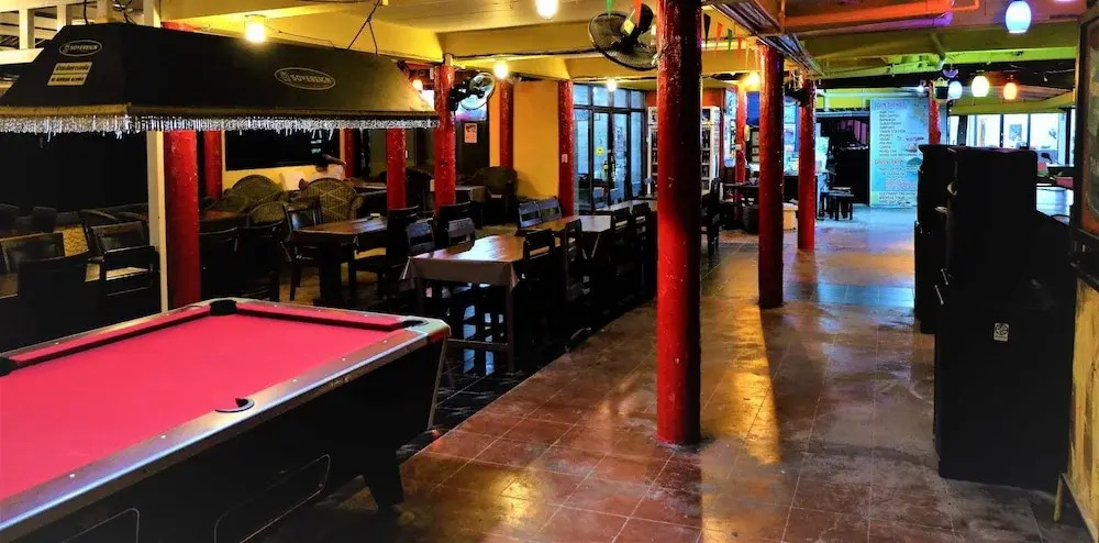 Jaya Hostel - Adults Only
