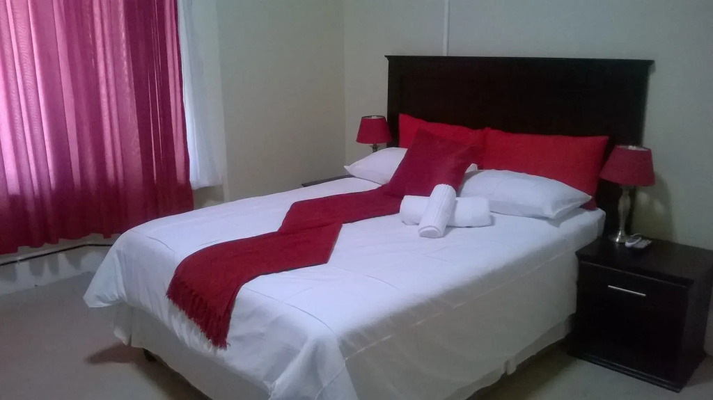 Maple's Guest House