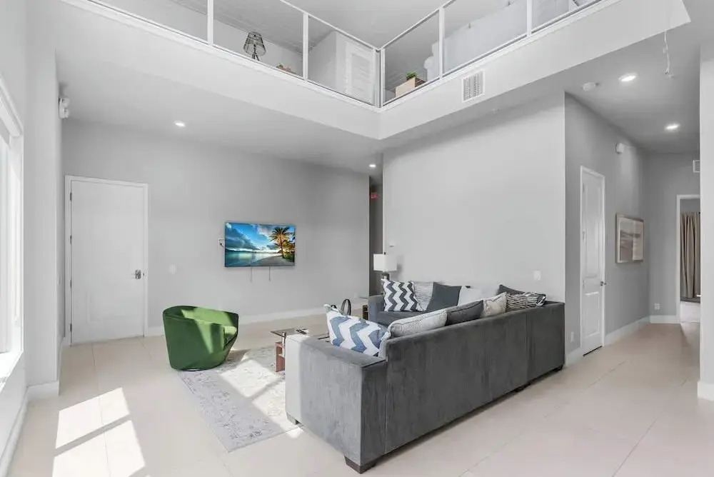 Stunning Apt-5bd 4bth Disney