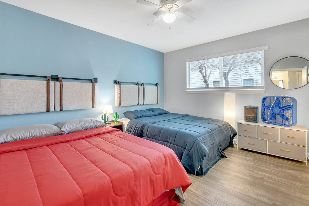 Pearl Location ✔Fast Wifi + Free Parking  ✔Modern Living