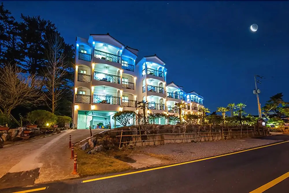 Ulsan Solmarae & Elmarine Pension