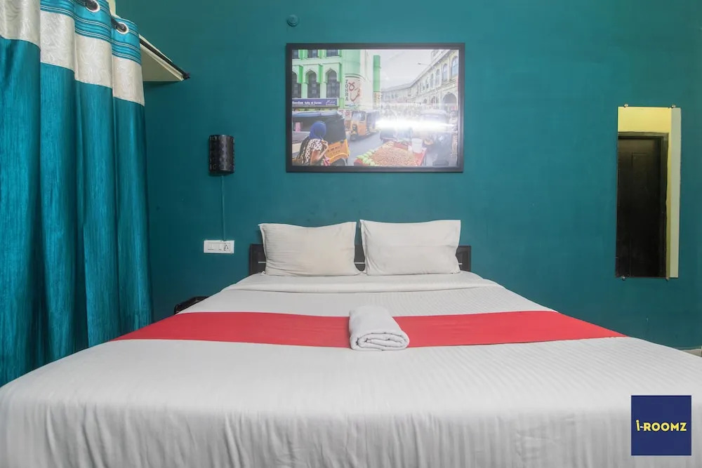 iROOMZ Peaceful Stay Villa