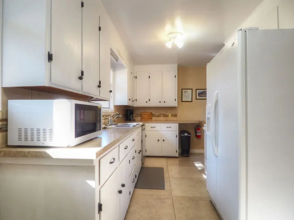 The Lake House - 3 Br Home