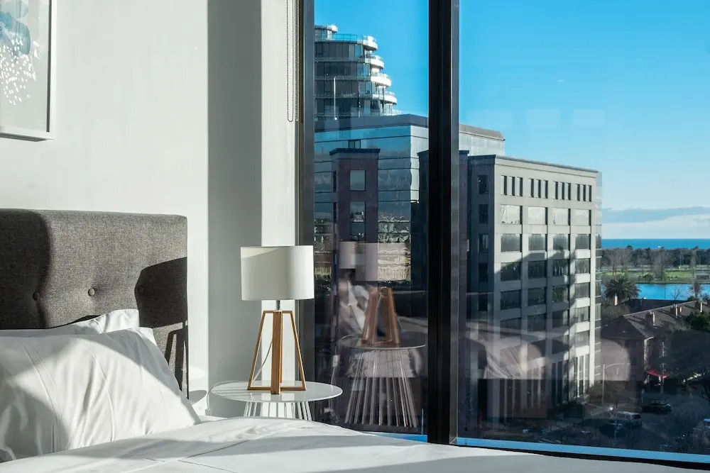 DreamHost Apartments at Parque