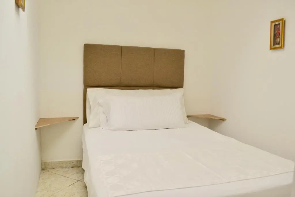 Basic-Hotel