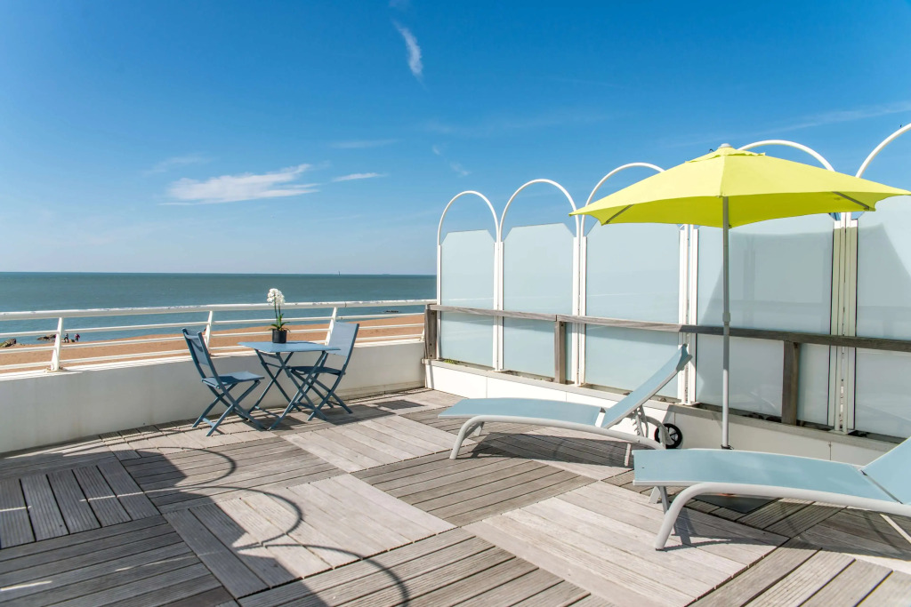 Best Western Hotel De La Plage Saint Marc sur Mer